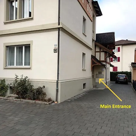 Henry's Habitación en casa particular *