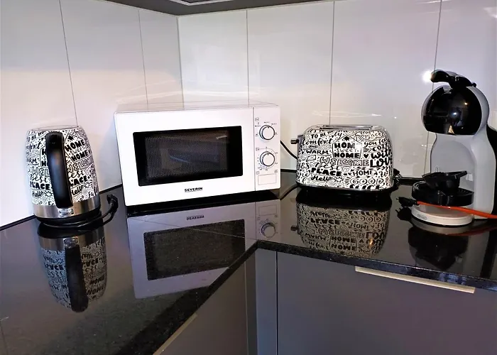 Henry's * Інтерлакен