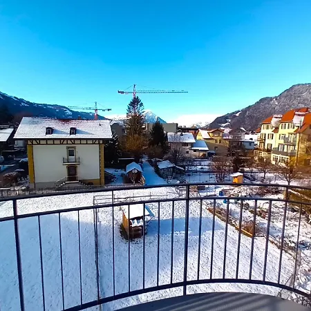 Henry's Homestay szállás