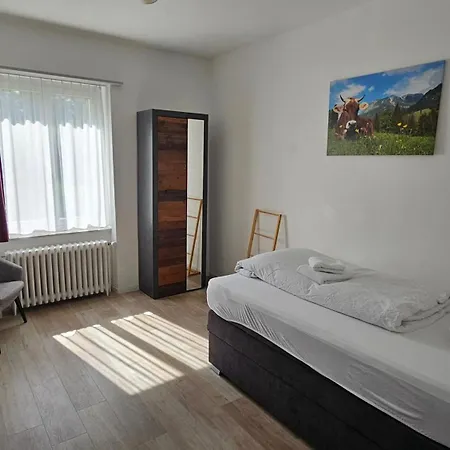 Henry's Homestay szállás