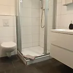 Henry's Quarto em Acomodações Particulares *